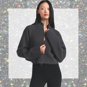 SKIMS Ribbed Mock Neck Zip Up size XS in Ash NWT!